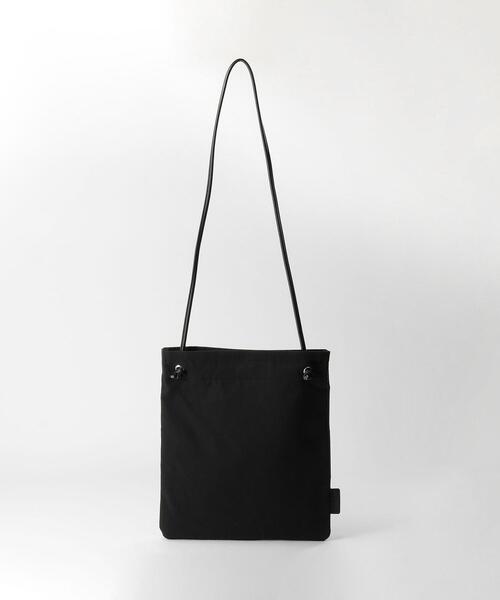 green label relaxing（グリーンレーベルリラクシング）の「＜green label relaxing＞CANETE [ショルダーバッグ] -ウォッシャブル-（ショルダーバッグ・メンズ・ベージュ/ブラック・FREE）」の3枚目の写真