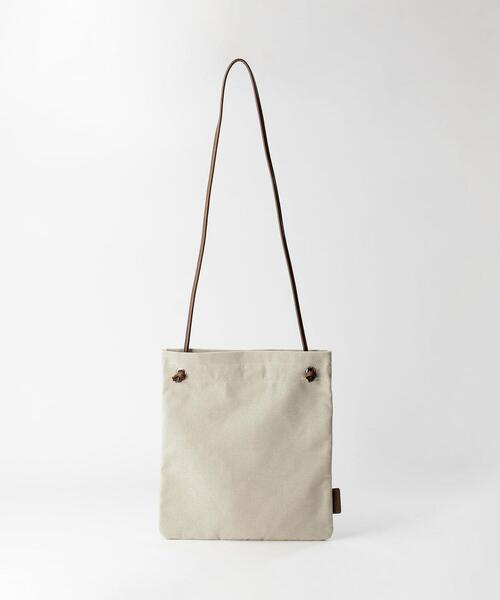 green label relaxing（グリーンレーベルリラクシング）の「＜green label relaxing＞CANETE [ショルダーバッグ] -ウォッシャブル-（ショルダーバッグ・メンズ・ベージュ/ブラック・FREE）」の9枚目の写真