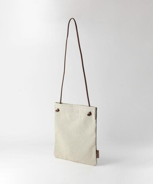 green label relaxing（グリーンレーベルリラクシング）の「＜green label relaxing＞CANETE [ショルダーバッグ] -ウォッシャブル-（ショルダーバッグ・メンズ・ベージュ/ブラック・FREE）」の7枚目の写真