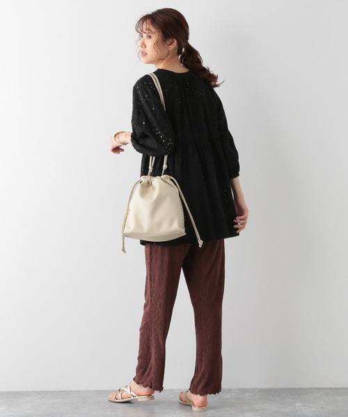 GLOBAL WORK（グローバルワーク）の「カットワークレースチュニック6分袖/950365（シャツ/ブラウス・レディース・ホワイト/ブラック/ライトグリーン・MEDIUM/LARGE）」の19枚目の写真