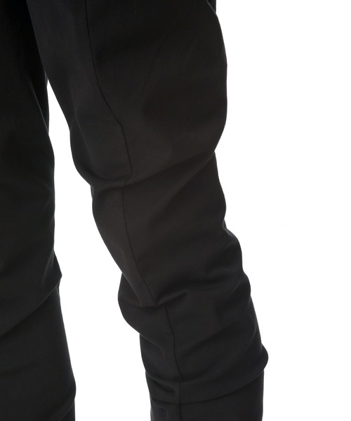ATTACHMENT（アタッチメント）の「CO/RY STRETCH TWILL CURVE PANTS（その他パンツ・メンズ・ライトグレー/ブラック・3/1/2/4）」の9枚目の写真