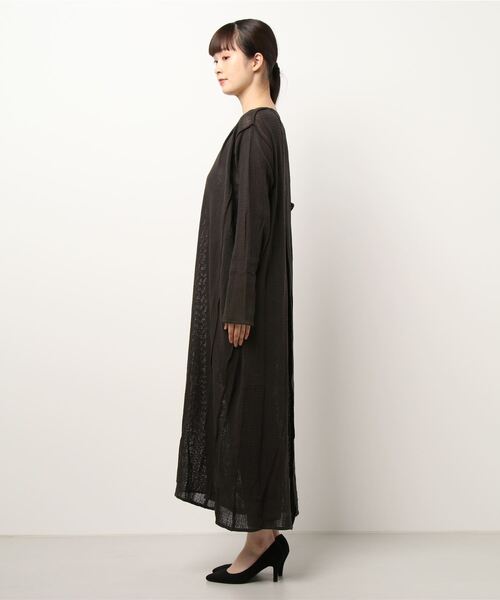 CAPRICIEUX LE'MAGE（カプリシューレマージュ）の「コットンネットバックカシュワンピース（ワンピース・レディース・オフホワイト/チャコールグレー・FREE）」の3枚目の写真