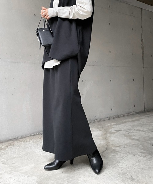 DouDou（ドゥドゥ）の「SET UP カットソースカート（スカート・レディース・ブラック/オフホワイト/ボルドー・FREE）」の2枚目の写真