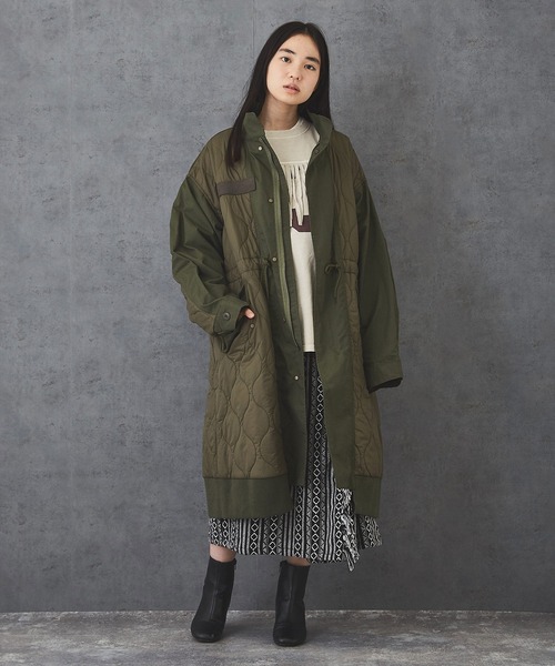 TOBILA（トビラ）の「ナイロン中綿キルトミリタリーコートユニセックス（ミリタリージャケット・レディース・カーキ/ブラック・M）」の9枚目の写真