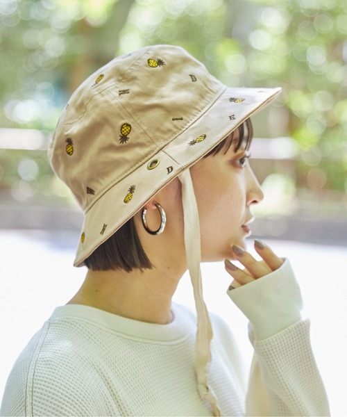 EDWIN（エドウィン）の「【EDWIN】ロゴ刺繍バケットハット（ハット・レディース・ブラック/ベージュ/ネイビー・フリー）」の2枚目の写真