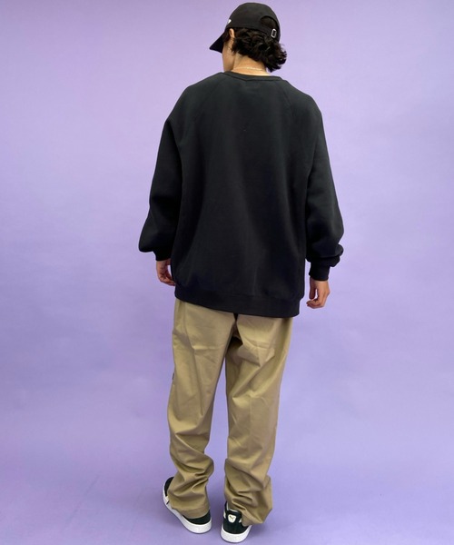 RVCA(ルーカ)の「【WEB限定アイテム】ムラサキスポーツ別注 RVCA/ルーカ カレッジ風 アーチロゴ スウェット BB042-042(スウェット・メンズ・ブラック/ネイビー/カーキ・S/M/L)」の15枚目の写真