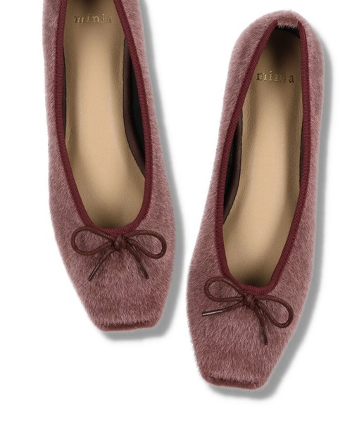 minia（ミニア）の「トゥステッチフラットパンプス　◆（パンプス・レディース・ブラック/ブラック系1/アイボリー/ホワイト系1/ブラウン系1/ピンク系1/レオパード/グリーン/シルバー/ホワイト/パープル/ゴールド/シルバー系1・S/LL/L/M）」の9枚目の写真