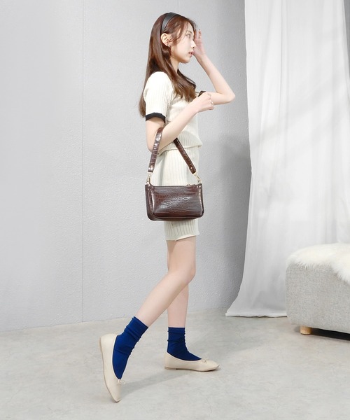 minia（ミニア）の「トゥステッチフラットパンプス　◆（パンプス・レディース・ブラック/ブラック系1/アイボリー/ホワイト系1/ブラウン系1/ピンク系1/レオパード/グリーン/シルバー/ホワイト/パープル/ゴールド/シルバー系1・S/LL/L/M）」の22枚目の写真