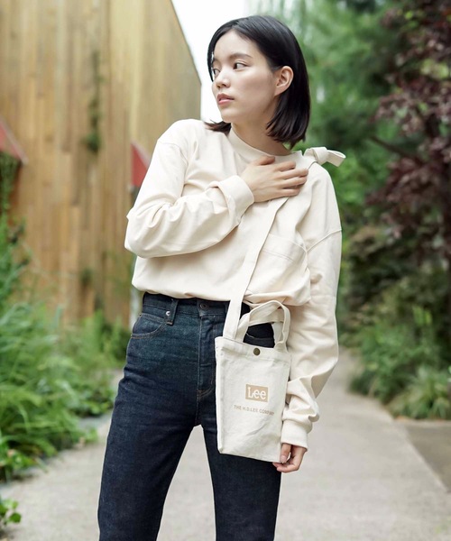 LB/S （エルビーエス）の「【LEE/リー】キャンパスロゴ2WAY縦型シンプルショルダーバッグ（ショルダーバッグ・レディース・ブラック/ベージュ/パープル・FREE）」の3枚目の写真