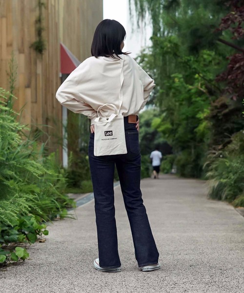 LB/S （エルビーエス）の「【LEE/リー】キャンパスロゴ2WAY縦型シンプルショルダーバッグ（ショルダーバッグ・レディース・ブラック/ベージュ/パープル・FREE）」の17枚目の写真