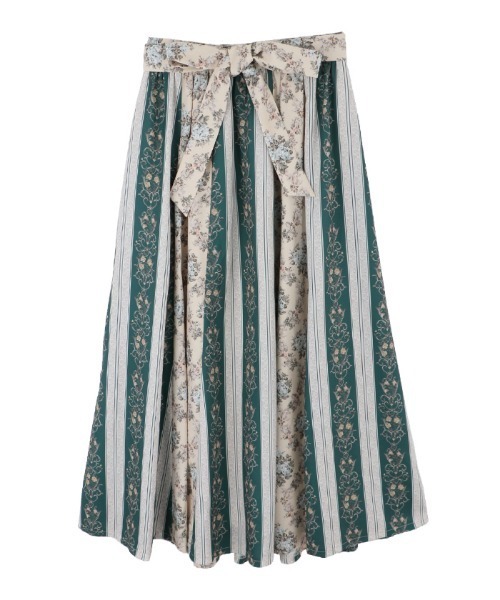 axes femme（アクシーズファム）の「オーナメント×花柄切替SK