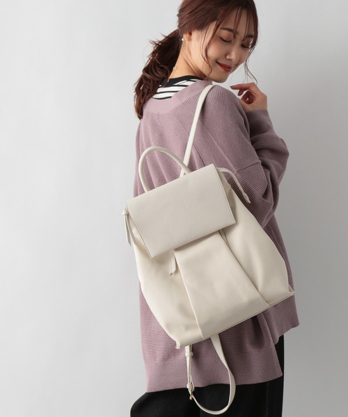 GLOBAL WORK（グローバルワーク）の「2WAYPUレザーリュック/227946（バックパック/リュック・レディース・アイボリー/ブラック・ONE SIZE）」の2枚目の写真