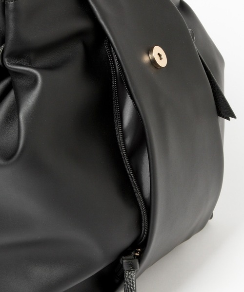 GLOBAL WORK（グローバルワーク）の「2WAYPUレザーリュック/227946（バックパック/リュック・レディース・アイボリー/ブラック・ONE SIZE）」の9枚目の写真