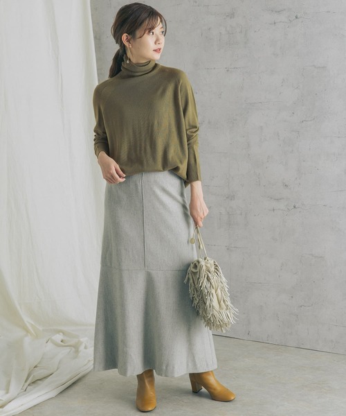 URBAN RESEARCH ROSSO（アーバンリサーチロッソ）の「ホールデザインタートルニット（ニット/セーター・レディース・グレー系その他/ブラック/イエロー系その他/アイボリー/ブラウン系その他・FREE）」の11枚目の写真