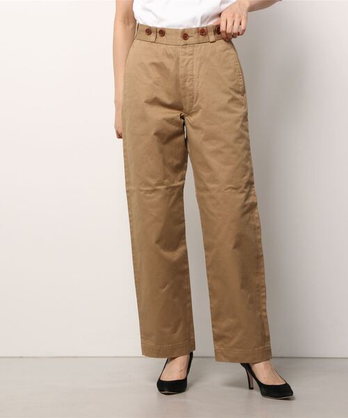 Nigel Cabourn（ナイジェルケーボン）の「Nigel Cabourn (ナイジェルケーボン)　BASIC CHINO/ベーシックチノパンツ（チノパンツ・レディース・グリーン/ベージュ・6/8）」の2枚目の写真