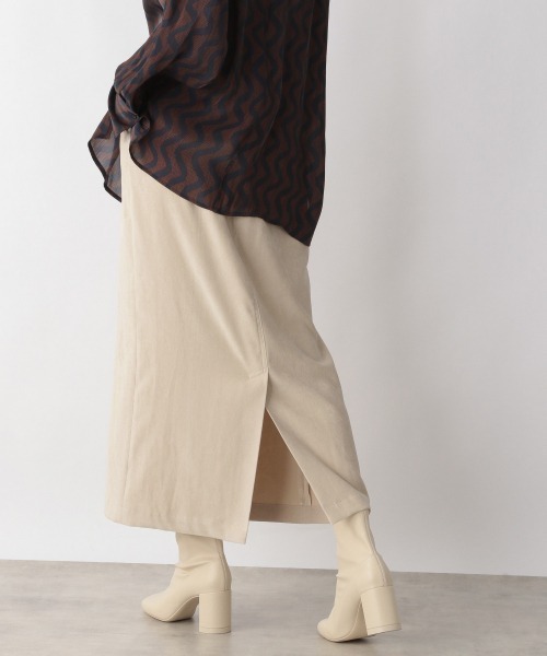 LOWRYS FARM（ローリーズファーム）の「ベロアライクタイトスカート　215991（スカート・レディース・パープル/グリーン/アイボリー/グレー・MEDIUM/LARGE）」の8枚目の写真