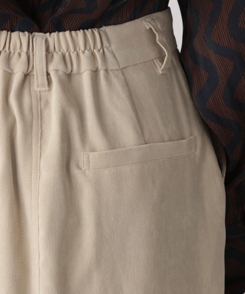 LOWRYS FARM（ローリーズファーム）の「ベロアライクタイトスカート　215991（スカート・レディース・パープル/グリーン/アイボリー/グレー・MEDIUM/LARGE）」の12枚目の写真