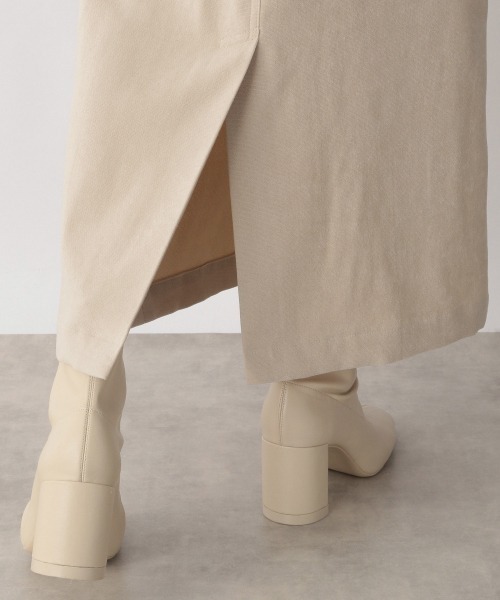 LOWRYS FARM（ローリーズファーム）の「ベロアライクタイトスカート　215991（スカート・レディース・パープル/グリーン/アイボリー/グレー・MEDIUM/LARGE）」の13枚目の写真