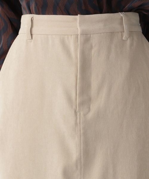 LOWRYS FARM（ローリーズファーム）の「ベロアライクタイトスカート　215991（スカート・レディース・パープル/グリーン/アイボリー/グレー・MEDIUM/LARGE）」の14枚目の写真