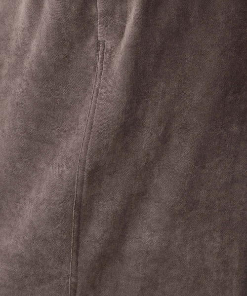 LOWRYS FARM（ローリーズファーム）の「ベロアライクタイトスカート　215991（スカート・レディース・パープル/グリーン/アイボリー/グレー・MEDIUM/LARGE）」の18枚目の写真