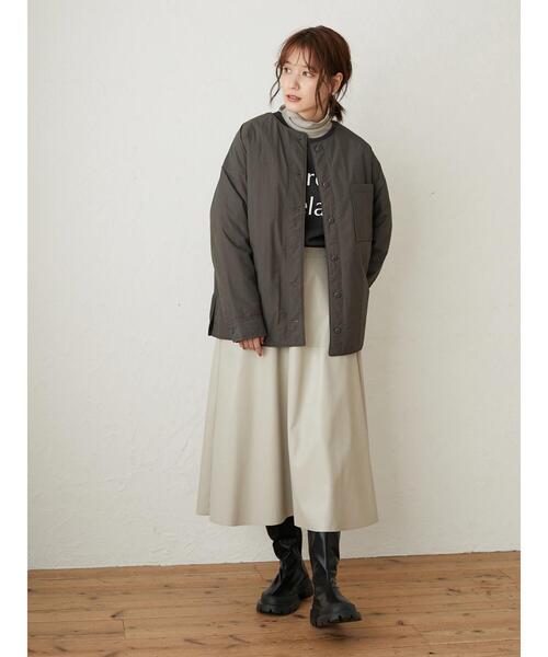 Green　Parks（グリーンパークス）の「ノーカラー薄綿シャツブルゾン＊（ブルゾン・レディース・チャコールグレー/ブラック/ライトベージュ・FREE）」の9枚目の写真