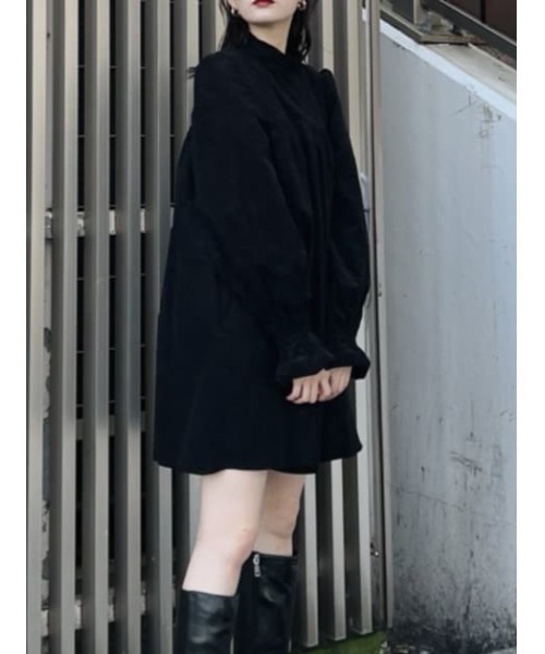 SLY（スライ）の「VOLUME FRILL OP ボリューム フリル ワンピース（ワンピース・レディース・アイボリー/ブラック・1/2）」の21枚目の写真