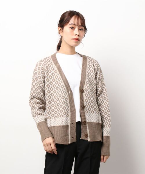 KOBE LETTUCE(コウベレタス)の「2typeジャガードニットトップス&カーディガン(ニット/セーター・レディース・ベージュ系/ブラック系/ベージュ/ブラック・2/1)」の12枚目の写真