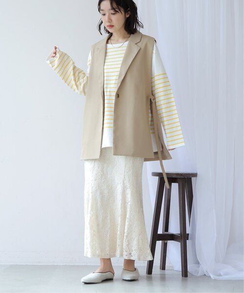 frames RAY CASSIN（フレームスレイカズン）の「オープンサイドジレ（テーラードジャケット・レディース・ブラック/ベージュ・FREE）」の10枚目の写真