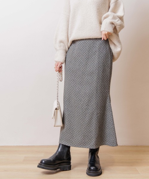 flower（フラワー）の「フロッキーマーメイドスカート（スカート・レディース・ベージュ/グレー・FREE）」の7枚目の写真