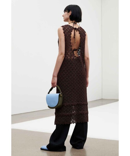Firsthand(ファーストハンド)の「Firsthand/ファーストハンド Ganni / ガニー Metallic Crochet Open Back Dress/ クロシェットワンピース(ワンピース・レディース・ブラウン・SMALL)」の3枚目の写真