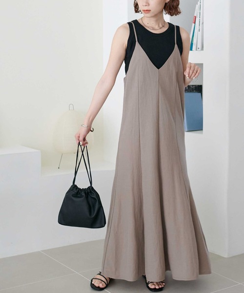 DISCOAT(ディスコート)の「【WEB限定】マーメイドカットキャミワンピース(ワンピース・レディース・チャコールグレー/ブラック/ベージュ/ブルー/グリーン/オレンジ/ブラウン/レッド・FREE)」の5枚目の写真