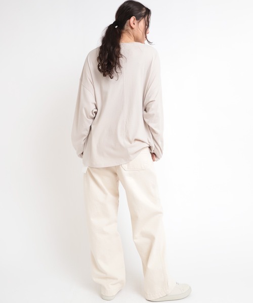 RNA-N(アールエヌエーエヌ)の「M1821 40強撚ビッグロンT(Tシャツ/カットソー・レディース・アッシュグレー/ライトベージュ/スミクロ・MEDIUM)」の11枚目の写真