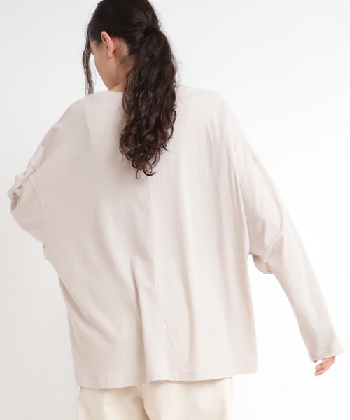 RNA-N(アールエヌエーエヌ)の「M1821 40強撚ビッグロンT(Tシャツ/カットソー・レディース・アッシュグレー/ライトベージュ/スミクロ・MEDIUM)」の16枚目の写真