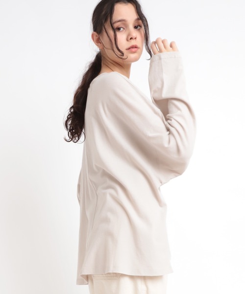 RNA-N(アールエヌエーエヌ)の「M1821 40強撚ビッグロンT(Tシャツ/カットソー・レディース・アッシュグレー/ライトベージュ/スミクロ・MEDIUM)」の20枚目の写真