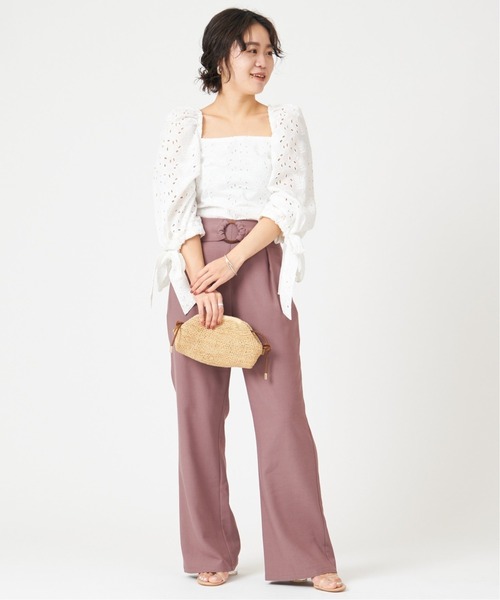 U by SPICK&SPAN(ユーバイスピックアンドスパン)の「スクエアネック リボンスリーブブラウス◆(シャツ/ブラウス・レディース・ホワイト/ベージュ・36/38)」の7枚目の写真