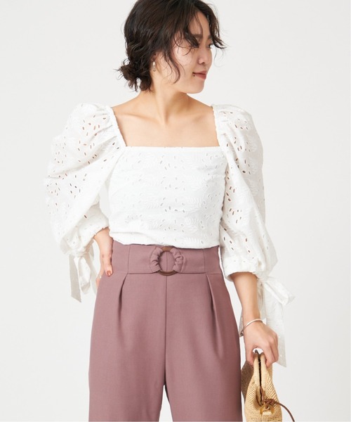 U by SPICK&SPAN(ユーバイスピックアンドスパン)の「スクエアネック リボンスリーブブラウス◆(シャツ/ブラウス・レディース・ホワイト/ベージュ・36/38)」の11枚目の写真