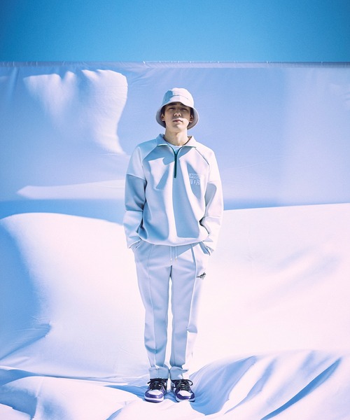 GUACAMOLE（ガカモレ）の「GUACAMOLE Functional Stretch Pants（スウェットパンツ・レディース・ライトグレー/ブラック/グレー/チャコールグレー・L/S/M）」の12枚目の写真