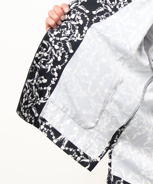 TAUPE（トープ）の「【TAUPE / トープ】22SS ジオメトリックガウンジャケット（テーラードジャケット・メンズ・ブラック/パープル・1/2）」の5枚目の写真