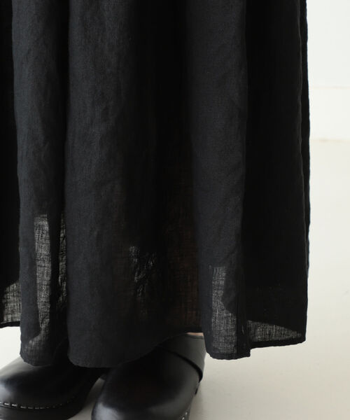 BEAMS BOY(ビームスボーイ)の「BEAMS BOY / リネン ソリッド スカート(スカート・レディース・ブラック/フューシャピンク・ONE SIZE)」の14枚目の写真