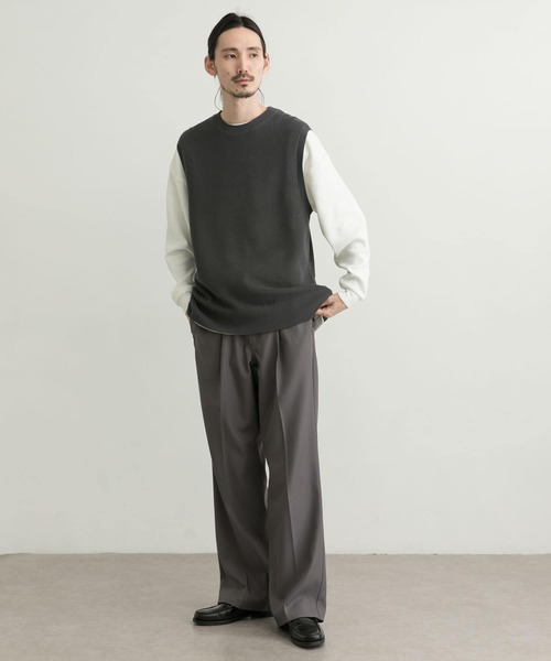 URBAN RESEARCH（アーバンリサーチ）の「ハンドウォッシャブルニットベスト（ベスト・メンズ・チャコールグレー/ネイビー/オフホワイト・MEDIUM/LARGE/X-LARGE）」の11枚目の写真