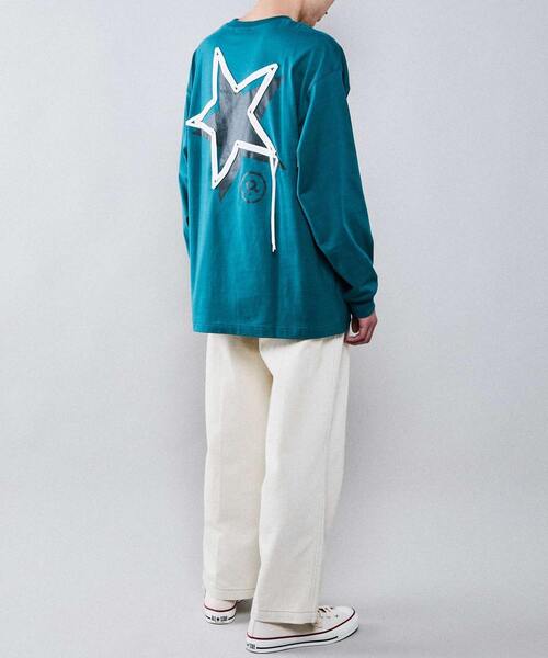 CONVERSE TOKYO（コンバーストウキョウ）の「レイヤードスピンドルロンT（Tシャツ/カットソー・レディース・グリーン/チャコールグレー/ホワイト/レッド/ブルー・MEDIUM/SMALL）」の14枚目の写真