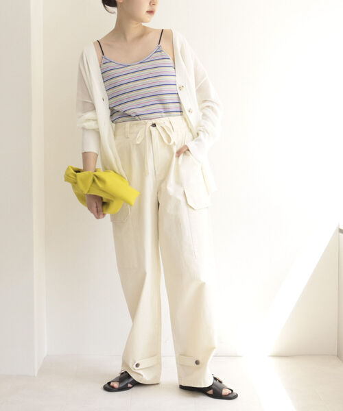 fredy emue(フレディエミュ)の「シアーVネックカーディガン(カーディガン/ボレロ・レディース・ライトグレー/オフホワイト/ピンク・38)」の7枚目の写真