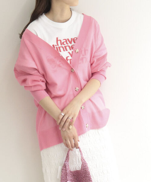 fredy emue(フレディエミュ)の「シアーVネックカーディガン(カーディガン/ボレロ・レディース・ライトグレー/オフホワイト/ピンク・38)」の12枚目の写真