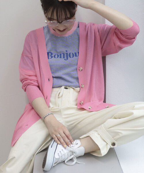 fredy emue(フレディエミュ)の「シアーVネックカーディガン(カーディガン/ボレロ・レディース・ライトグレー/オフホワイト/ピンク・38)」の20枚目の写真