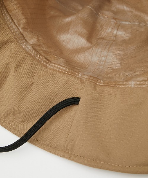 RODEO CROWNS WIDE BOWL（ロデオクラウンズワイドボウル）の「KIU TREKKING WIRE HAT（ハット・レディース・ホワイト系その他/ブラック/ベージュ・FREE）」の17枚目の写真