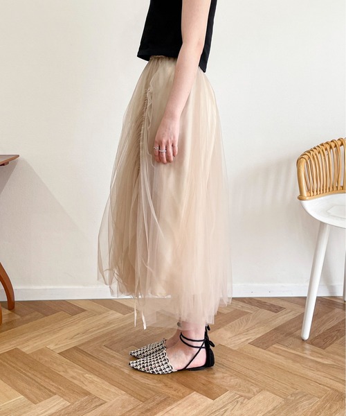 EPIMI E'PIMMY(エピミエピミー)の「ドロストギャザーチュールスカート(スカート・レディース・ブラック/ベージュ/アイボリー・MEDIUM)」の8枚目の写真