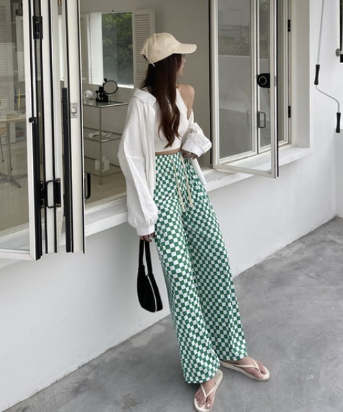 at12:03（アットイチニーゼロサン）の「ブロックチェック ヒョウ柄 総柄 楽ちんイージーパンツ（スラックス・レディース・ブラック/グリーン/その他1/レオパード・FREE）」の10枚目の写真