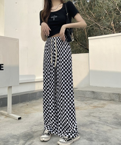 at12:03（アットイチニーゼロサン）の「ブロックチェック ヒョウ柄 総柄 楽ちんイージーパンツ（スラックス・レディース・ブラック/グリーン/その他1/レオパード・FREE）」の6枚目の写真