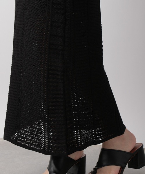 LOWRYS FARM（ローリーズファーム）の「スカシヘンリーＳＥＴＵＰノースリーブ　350719（ワンピース・レディース・ブラック/ブラウン/アイボリー・FREE）」の18枚目の写真