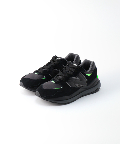 EDIFICE(エディフィス)の「【New Balance / ニューバランス】M5740(スニーカー・メンズ・ブラック/ラベンダー・27cm/28cm/27.5cm)」の2枚目の写真